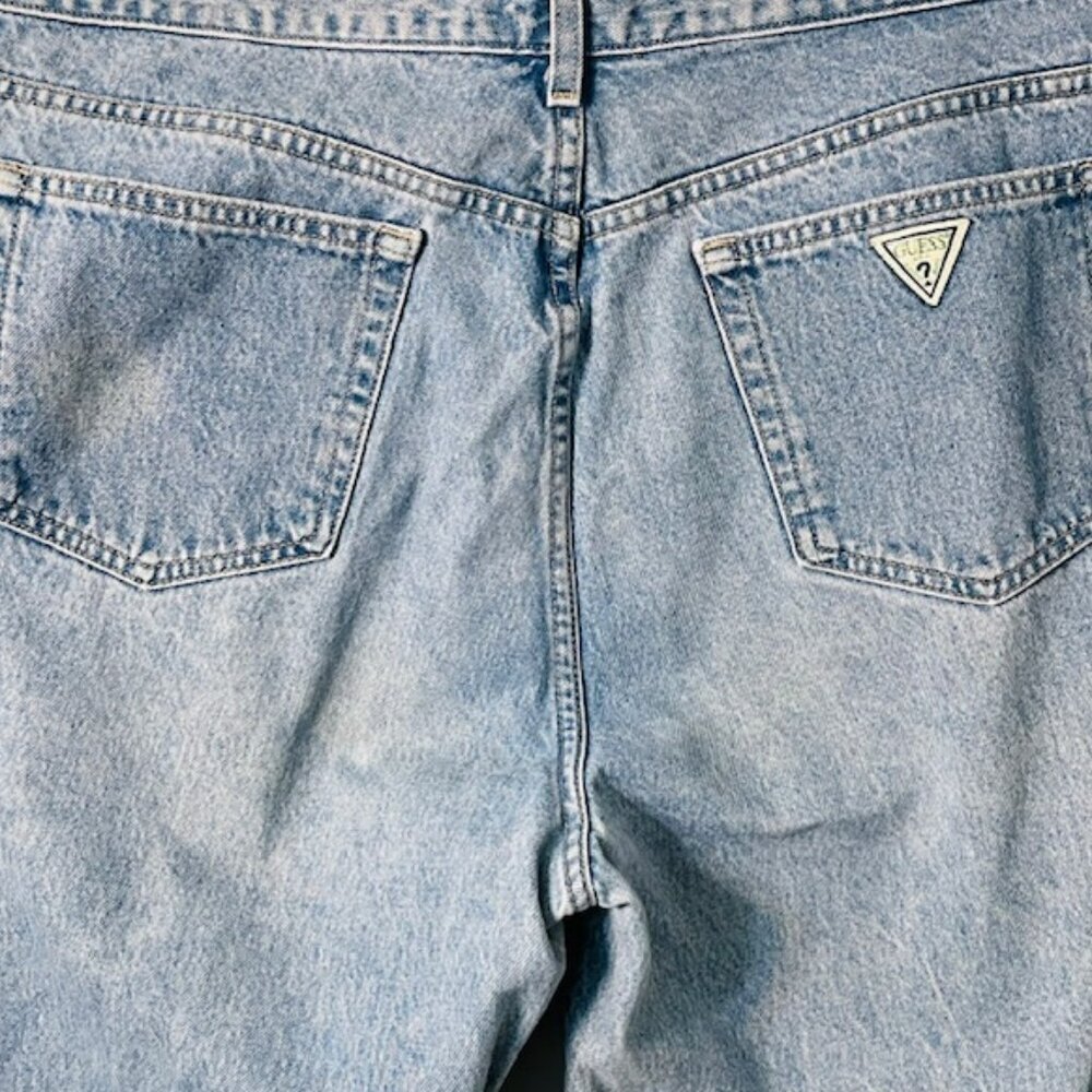 Guess Vintage Triangle Patch Light Wash Denim Jeans Straight Leg 39/40 - Picture 8 of 13